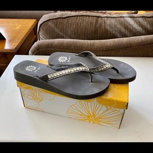 Yellow Box Zabrina Wedge Grey Flip Flop 7 1/2